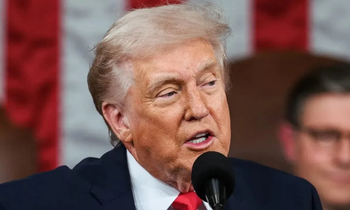 参议员要求SEC调查特朗普关联迷因币$TRUMP，之前该币种已造成38亿美元损失