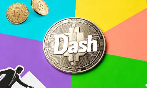 Dash在前100只股票的日涨幅榜上名列榜首，涨幅达18%