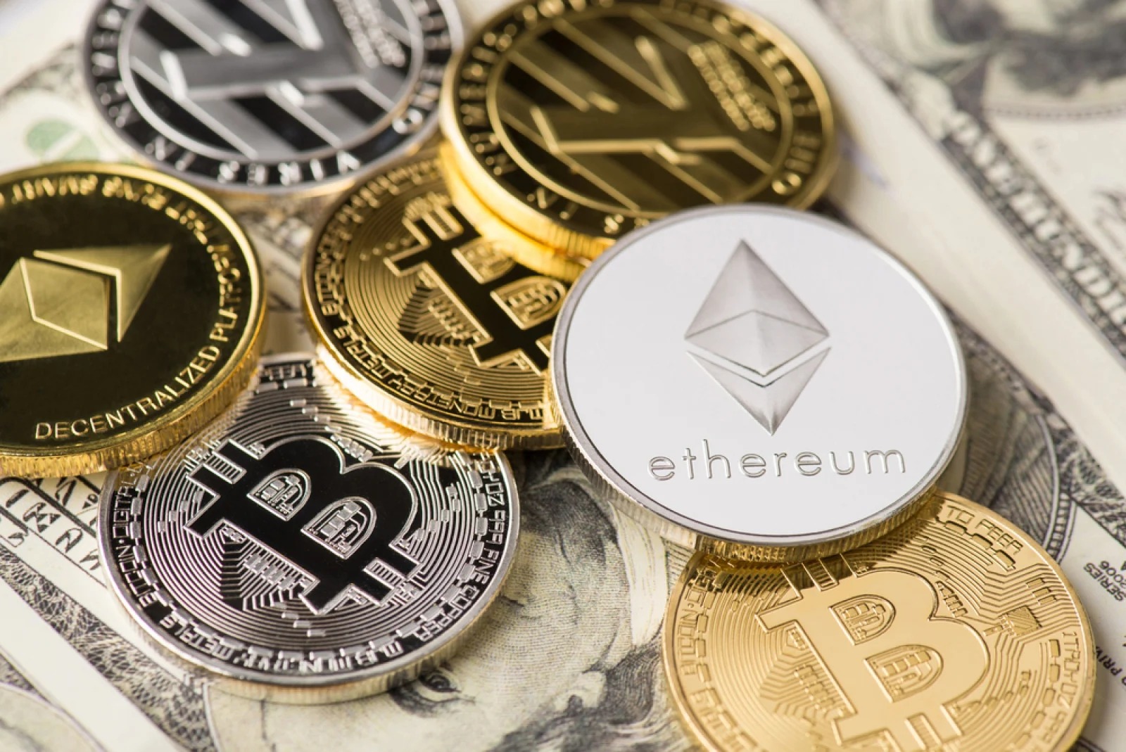 NEAR、HYPE、ETH和XRP 10月1日价格分析：加密市场出现意外转折